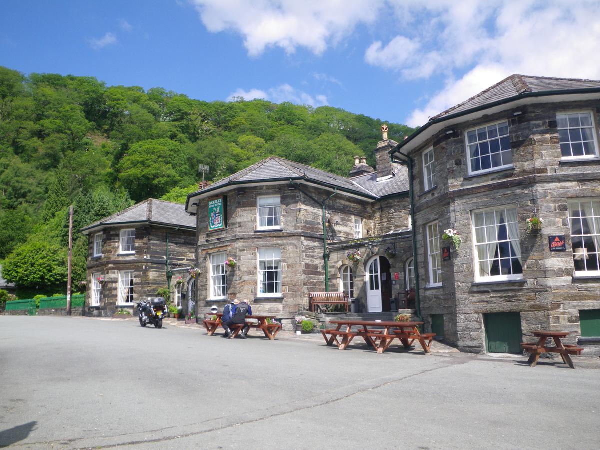 The Oakeley Arms Hotel Maentwrog Exterior photo